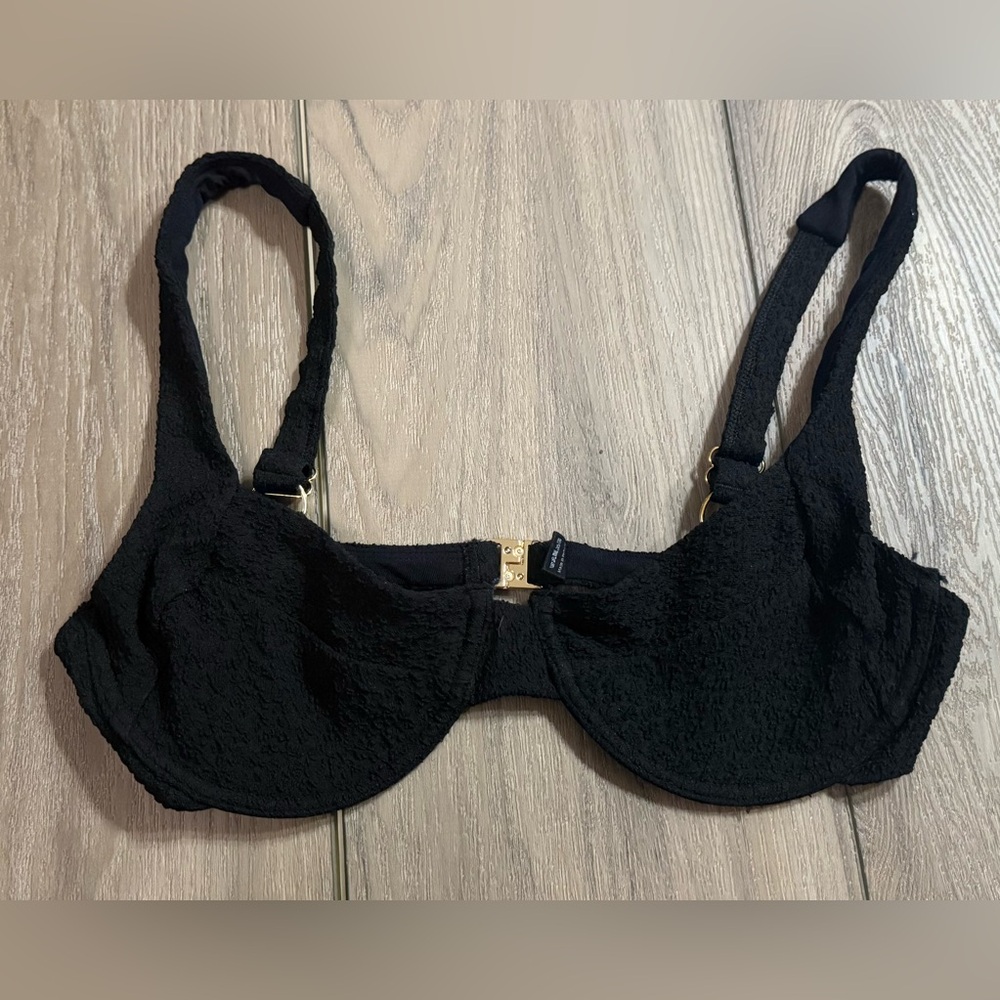 Butter and Hazel 2 piece top sz SM bottoms sz MED